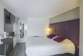 Brit Hotel Reims - La Neuvillette