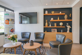 Brit Hotel Reims - La Neuvillette