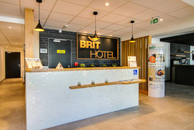 Brit Hotel Reims - La Neuvillette