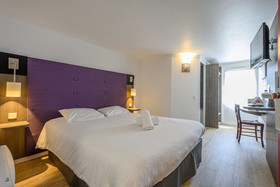 Brit Hotel Reims - La Neuvillette