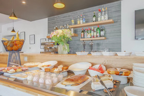 Brit Hotel Reims - La Neuvillette