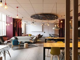 B&B HOTEL Reims Centre Erlon