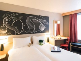 B&B HOTEL Reims Centre Erlon
