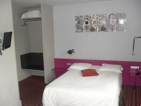 Le Latino Café - Restaurant Hôtel