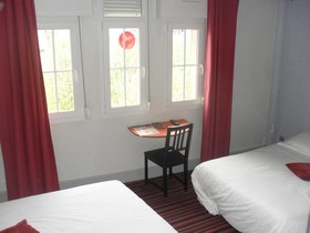 Le Latino Café - Restaurant Hôtel