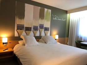 Mercure Reims Parc des Expositions Hotel