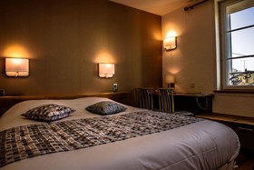 Hôtel Le Cheval Rouge