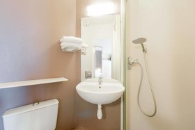 B&B Hotel TROYES Saint-Parres-Aux-Tertres
