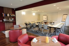 Hotel Campanile Reims Est - Taissy