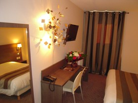Hotel The Originals Belfort Sud Le Louisiane