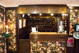 Hotel Albion