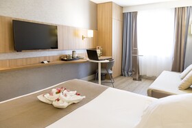 Best Western Plus Ajaccio Amiraute Hotel & Residence