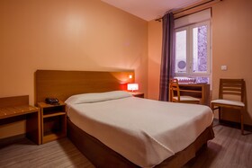 Le Dauphin Hotel & Restaurant