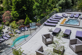 Hôtel les Jardins de la Glacière