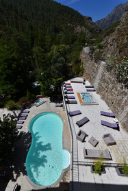 Hôtel les Jardins de la Glacière