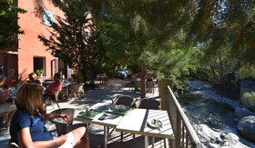 Hôtel les Jardins de la Glacière