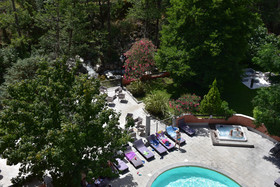 Hôtel les Jardins de la Glacière