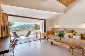 Domaine Santa Giulia Palace