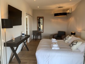 Swim Lodge Hotel Porto Vecchio