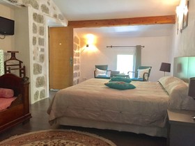 L'auberge U N'antru Versu