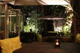 Le Petit Castel