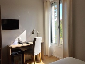 Le Petit Castel