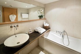 Arthur Properties Rue D'Antibes