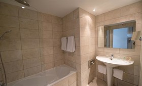 Best Western Plus Hotel Le Patio des Artistes