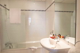Edgar Suites Cannes - Rue d'Antibes