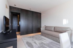 Palais View