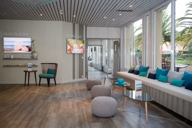 Mercure Thalasso and Spa Port Frejus