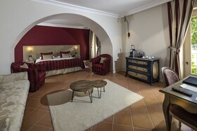 Le Chateau de Taulane