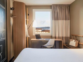 Hôtel ibis Toulon La-Seyne