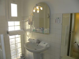 Anglade Hotel