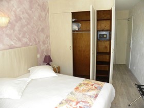 Anglade Hotel