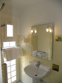 Anglade Hotel