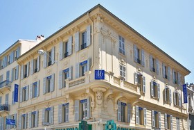 Le Seize Nice