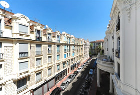 Residence Negresco by Five Stars Holiday House