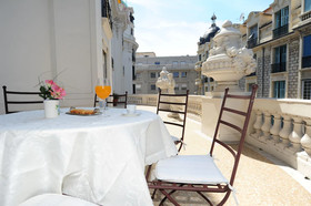 Residence Negresco by Five Stars Holiday House