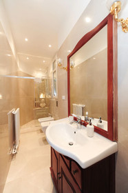 Residence Negresco by Five Stars Holiday House