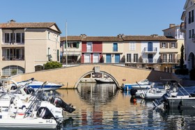 Le Suffren Hôtel