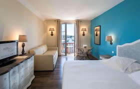 Le Suffren Hôtel