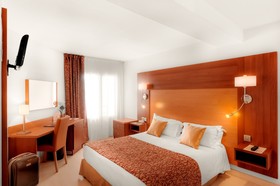 Mercure Saint Raphael Centre Plage