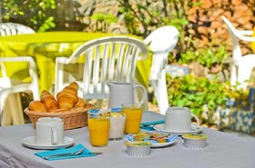Le Virevent Hotel In Saint Raphaël