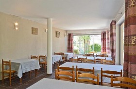 Le Virevent Hotel In Saint Raphaël