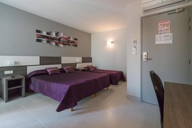 Holidays & Work HOTEL RESTAURANT