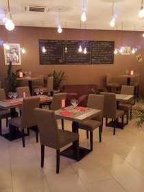 Holidays & Work HOTEL RESTAURANT