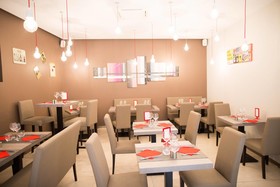 Holidays & Work HOTEL RESTAURANT