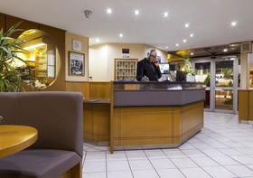 The Originals City, Hotel Galaxie, Nice Airport