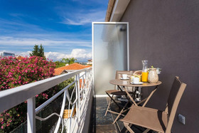 Villa Velvet